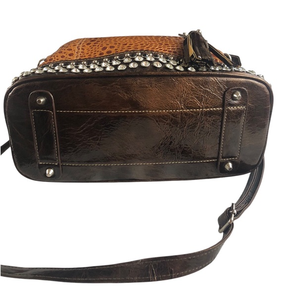 Women's Madi Claire Three-Toned Brown Crocodile Embossed Genuine Leather Bag. - Picture 7 of 16